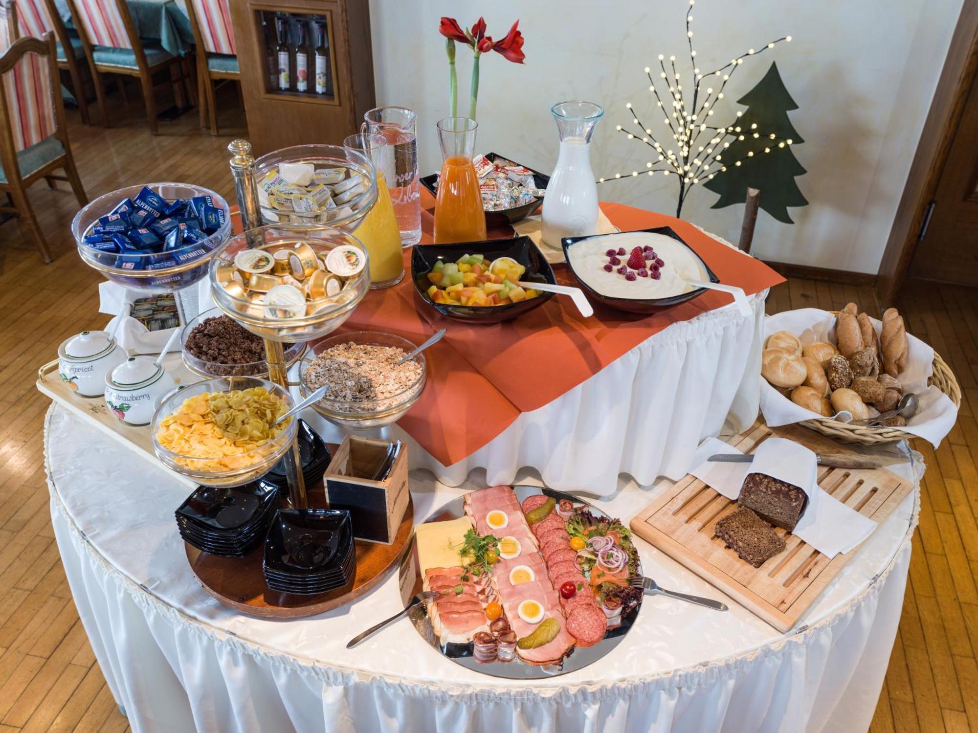 Hotel Neuwirt Kirchdorf in Tirol Zewnętrze zdjęcie